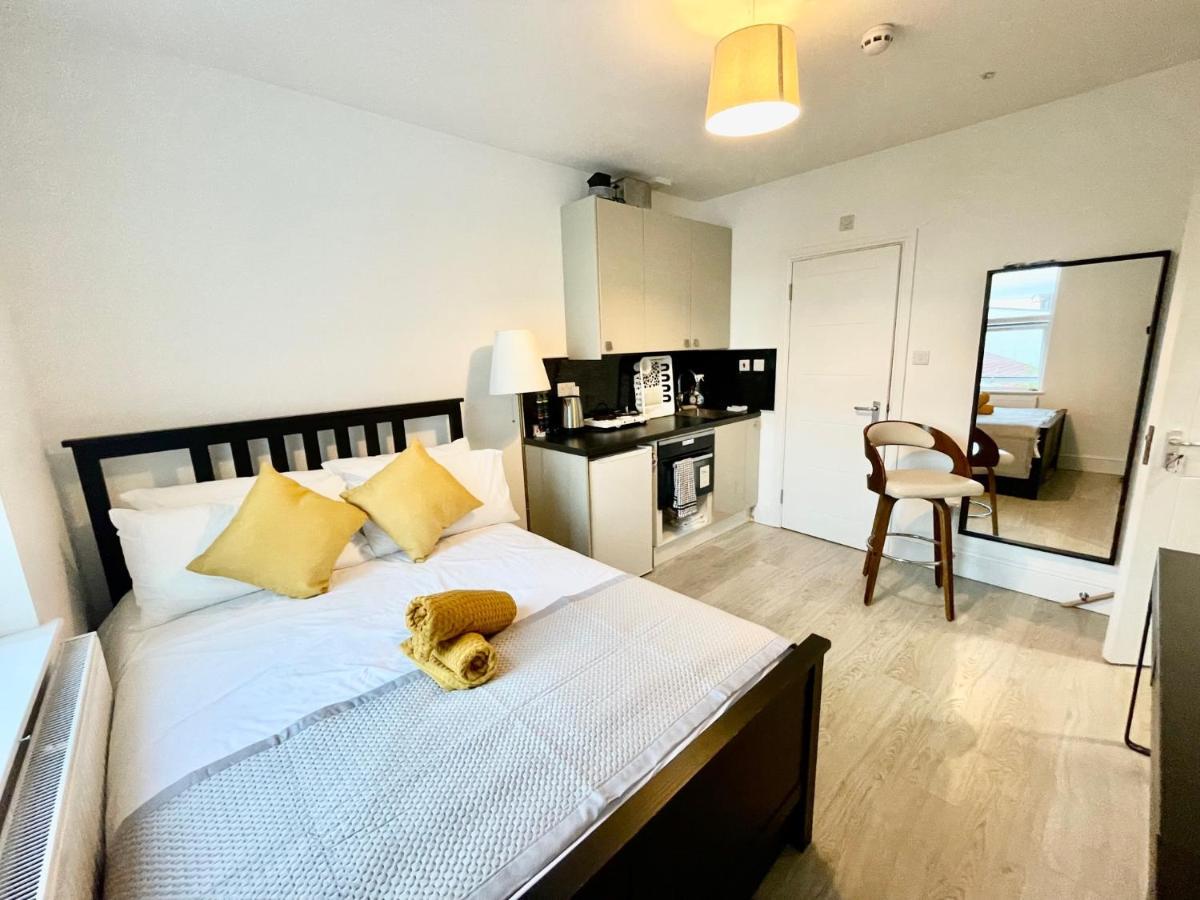 Lovely Self Contained Studio Now Available London Exterior photo